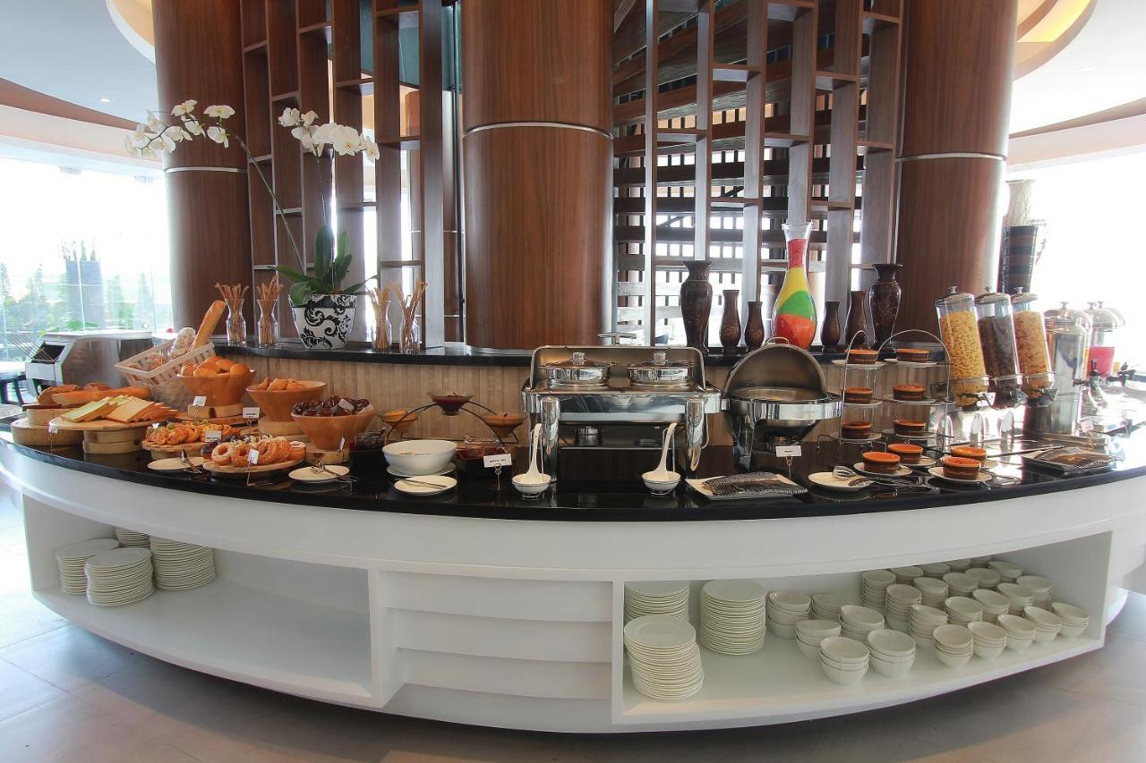 Grandia Hotel Bandung Exterior photo