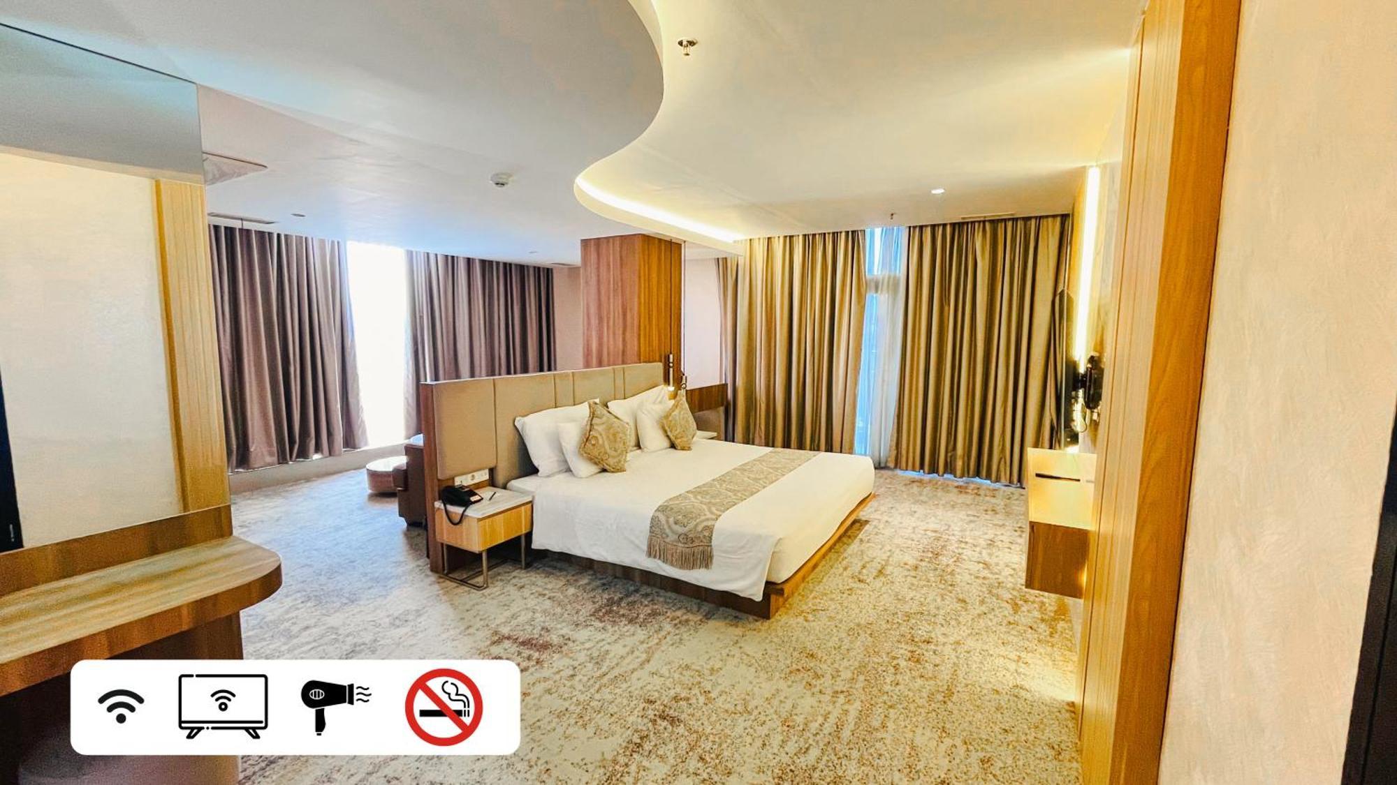 Grandia Hotel Bandung Exterior photo